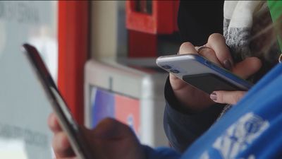 La adicción al móvil en España: 5 horas de media al día
