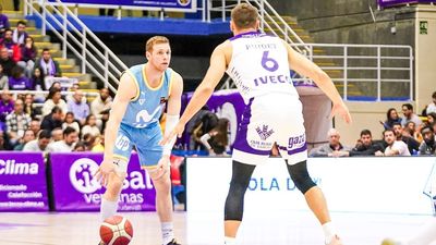 Estudiantes se aleja del liderato