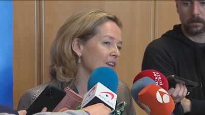 Calviño insiste en que hay "serias dudas" sobre los argumentos de Ferrovial