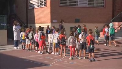 La Comunidad abrirá los colegios públicos en días no lectivos a partir de 2024