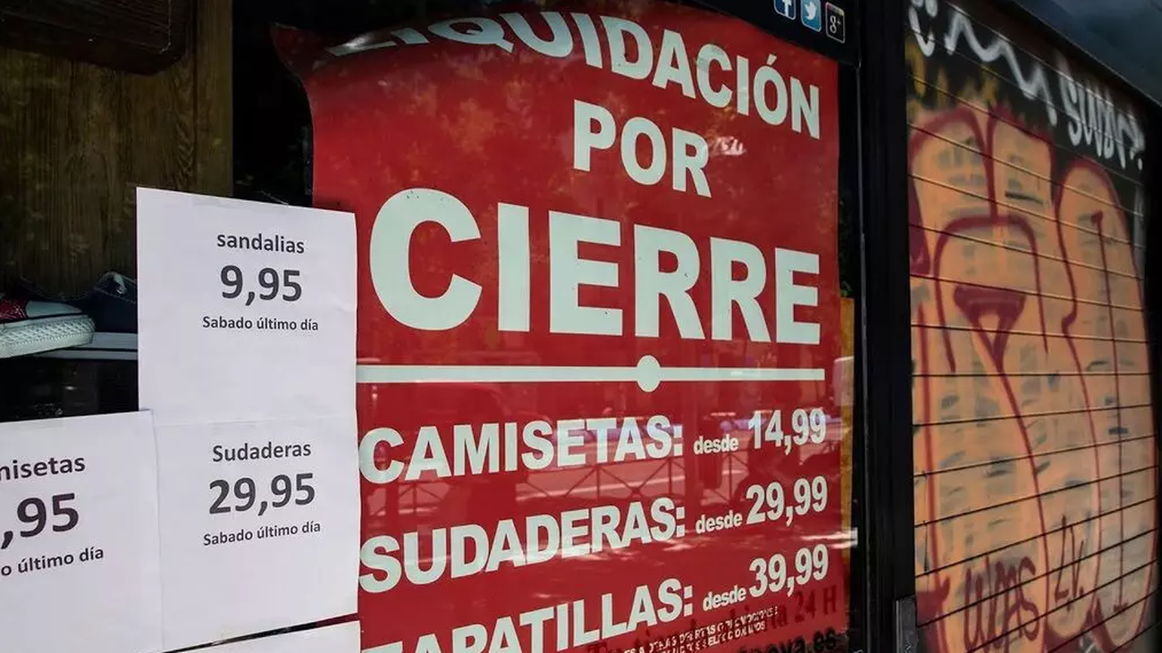 ¿Cómo se puede evitar la desaparición de las tiendas de barrio?