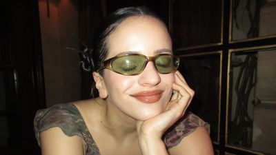 Rosalía responde a JC Reyes por la publicación de fotos falsas en las que aparece desnuda