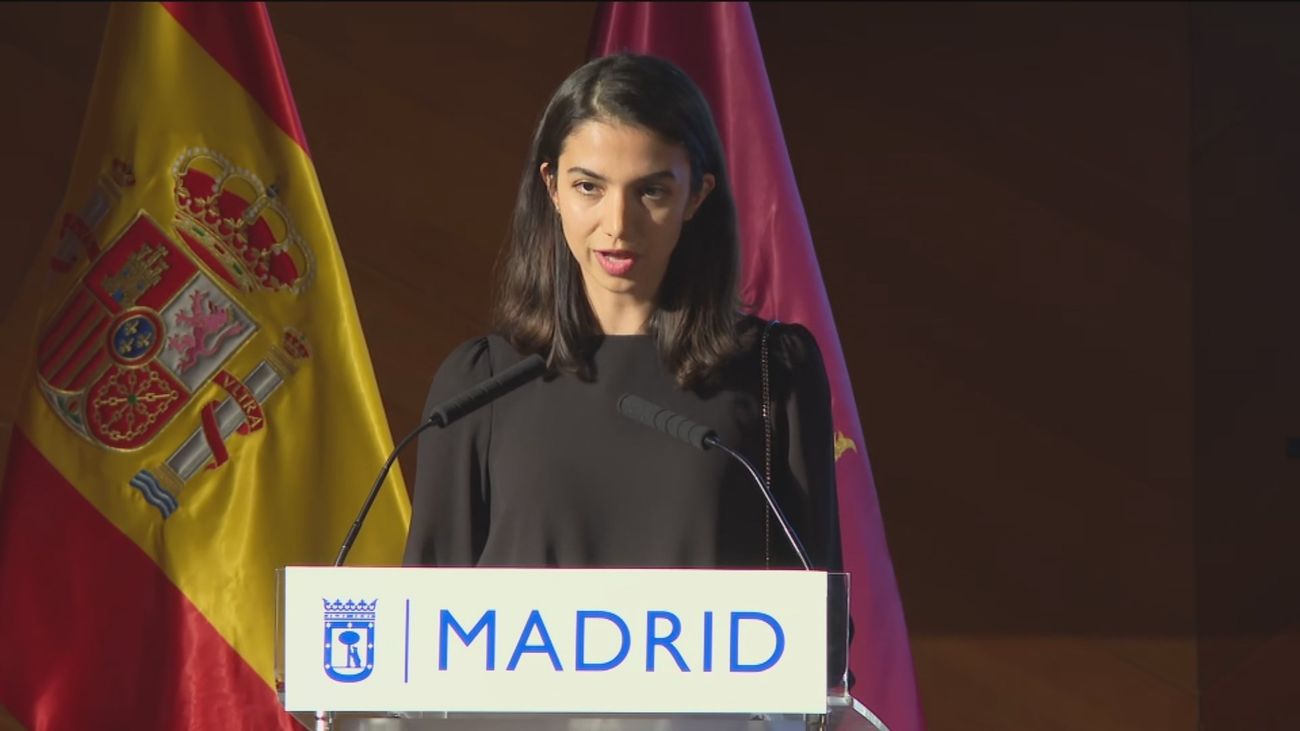 Madrid premia a la ajedrecista Sara Khadem y rinde homenaje a las mujeres iraníes
