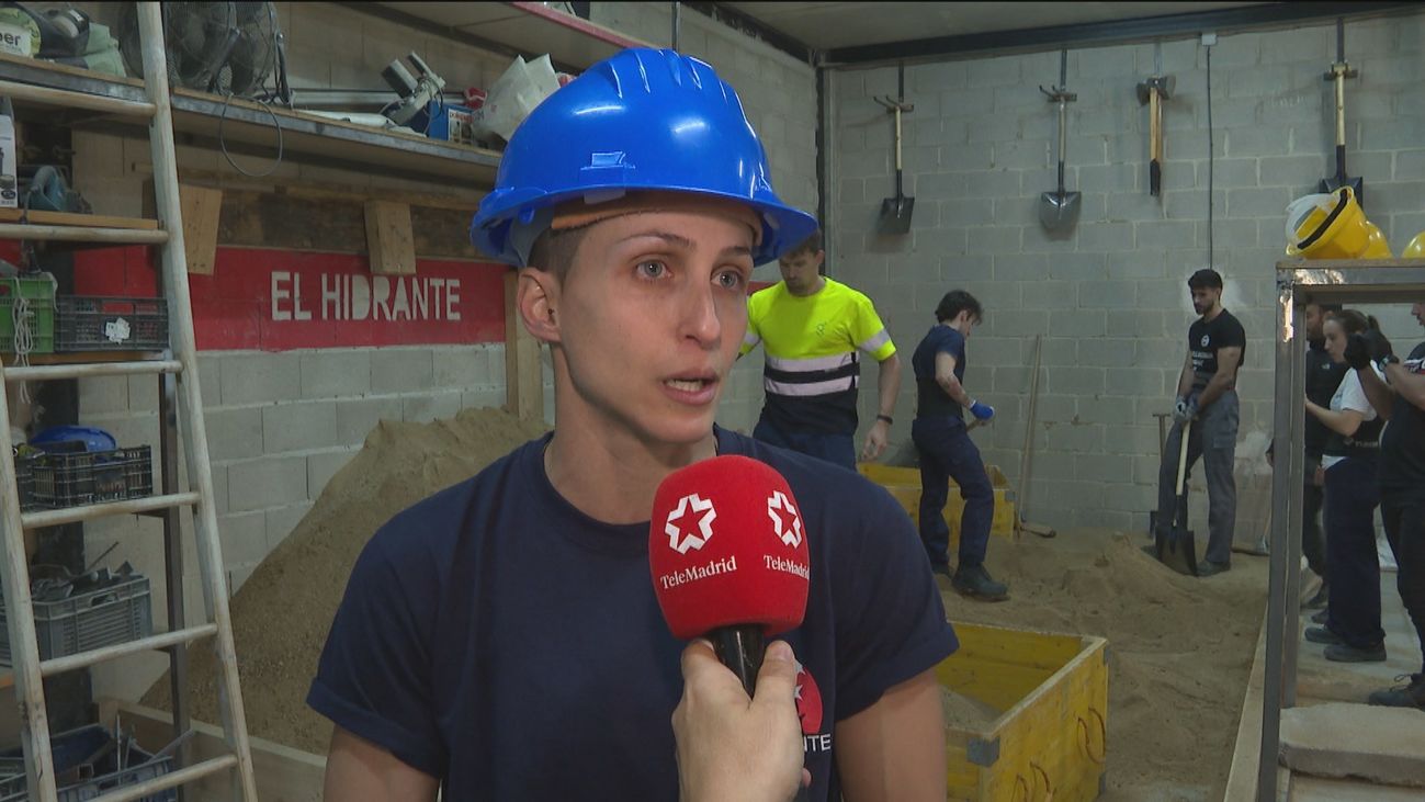 Virginia, primera bombera especialista del Ayuntamiento de Madrid