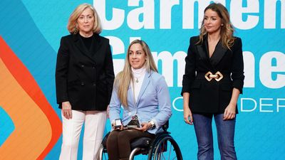 La Comunidad de Madrid entrega a la atleta Carmen Giménez uno de los 'Reconocimientos 8 de Marzo'