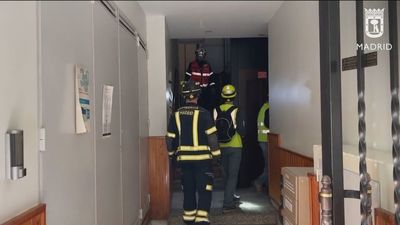 Desalojan un edificio de Lavapiés por riesgo de derrumbe al reventar un pilar