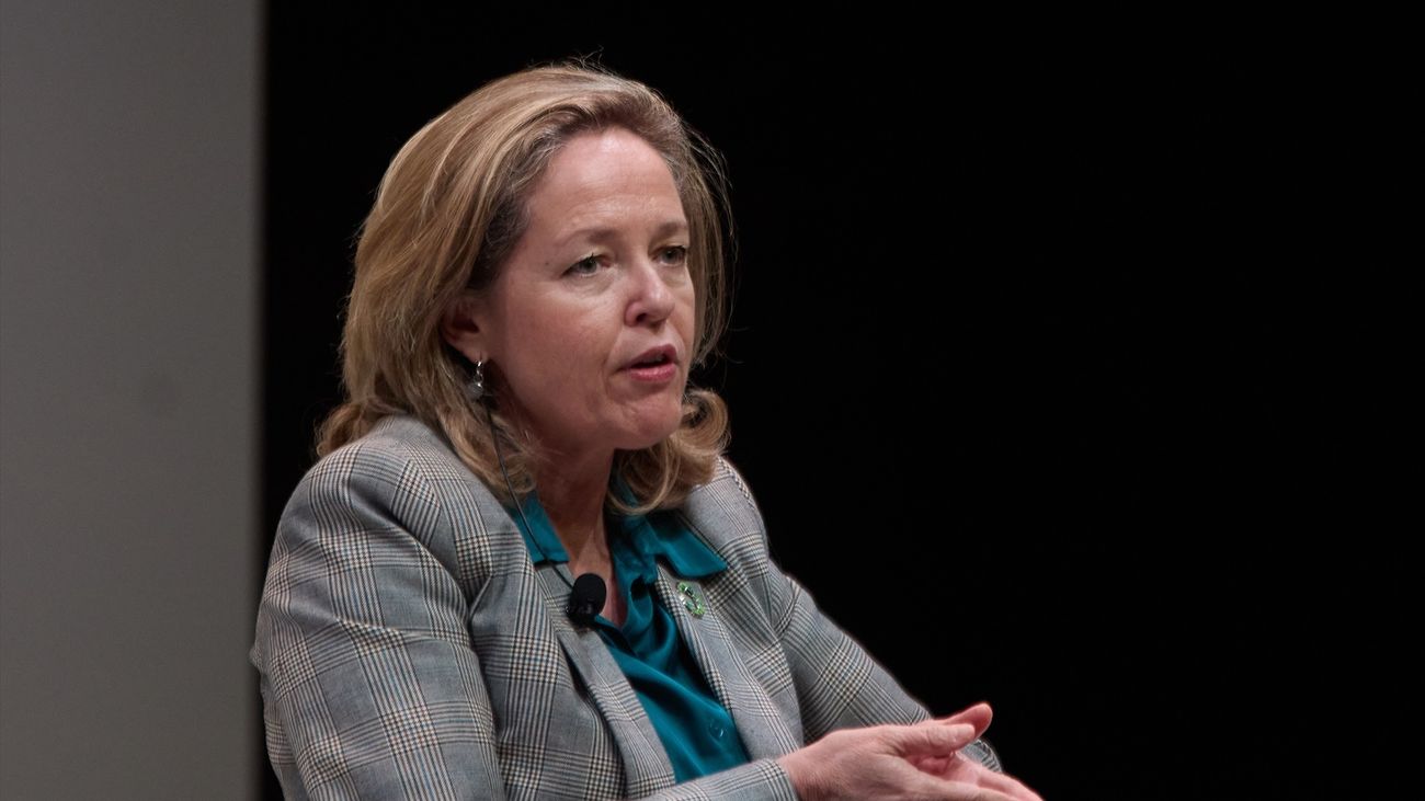 Calviño afirma que la banca española se enfrenta "saneada" a la quiebra de Silicon Valley