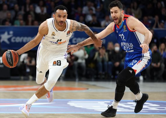 Hanga ante el Efes / EFE