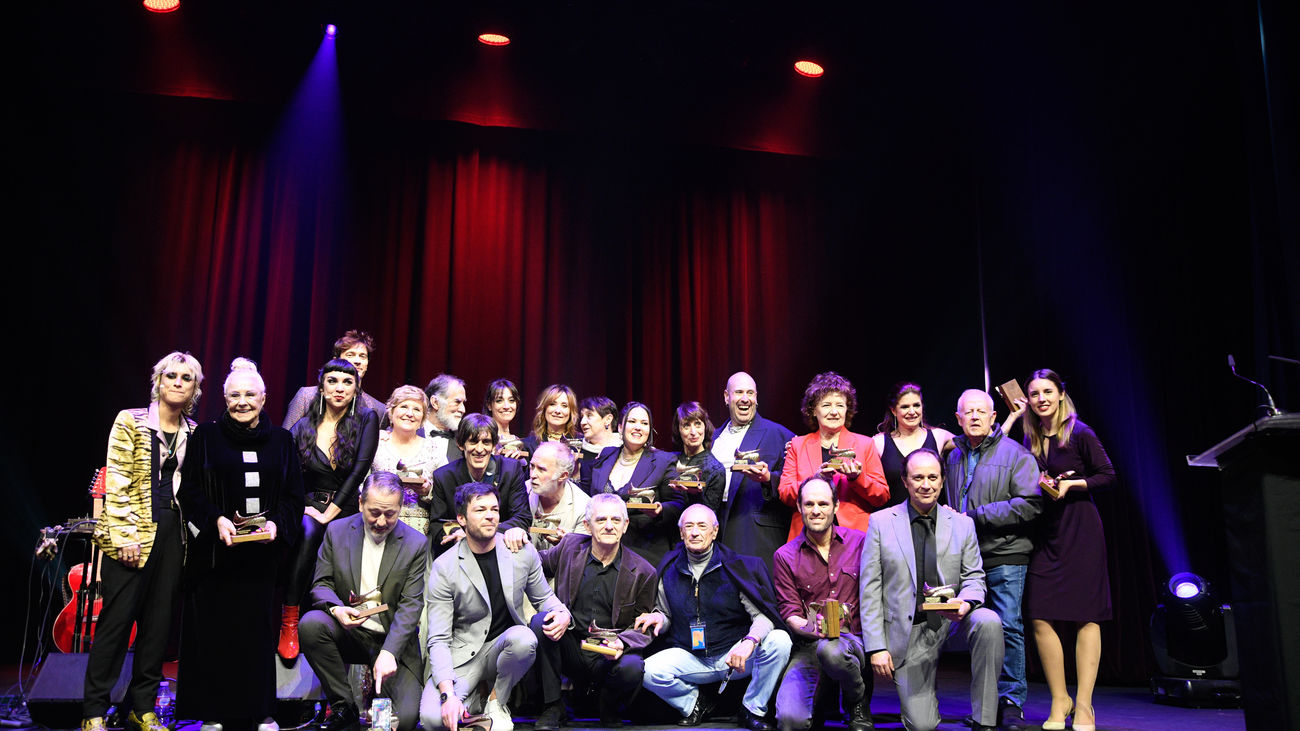 'As bestas' y 'Cinco Lobitos' triunfan en los Premios Unión de Actores y Actrices