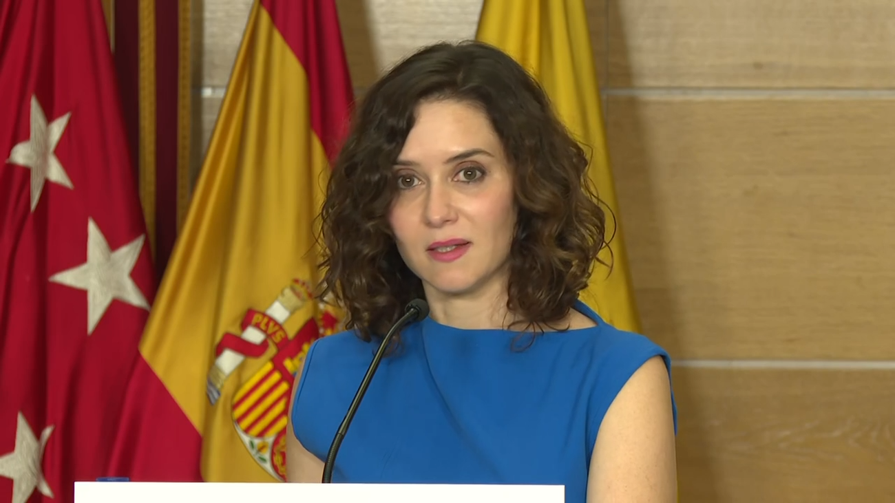 Ayuso lamenta que desde la izquierda se haya "perseguido a un hombre honrado: Tomás Díaz Ayuso"