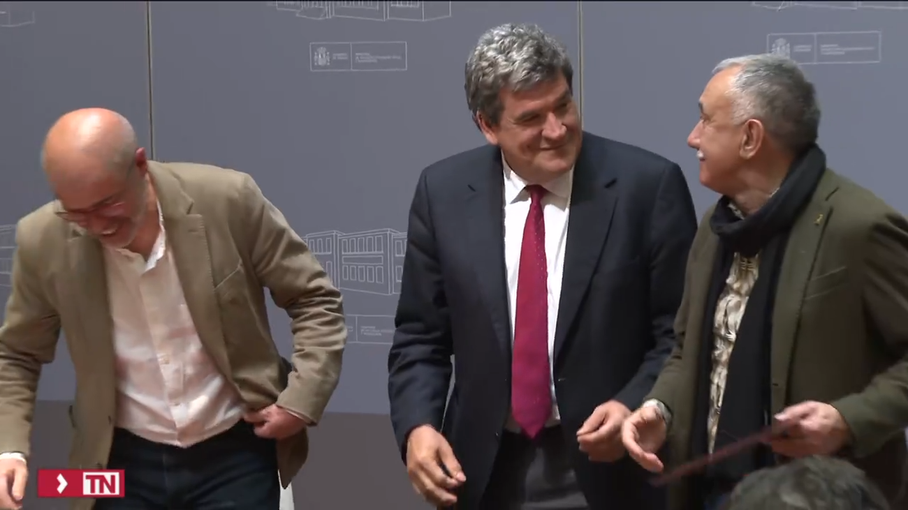 Los sindicatos y el Gobierno cierran el acuerdo de pensiones, con la “oposición frontal” de la CEOE