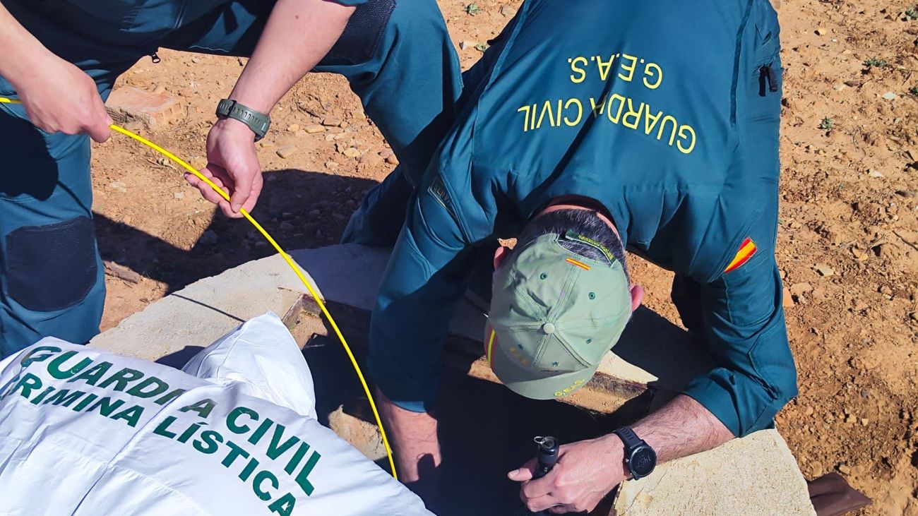 La Guardia Civil desmantela una organización especializada en la estafa de la 'maleta boliviana'