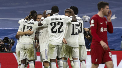 Benzema reafirma el pase del Real Madrid a cuartos ante un Liverpool inofensivo, 1-0