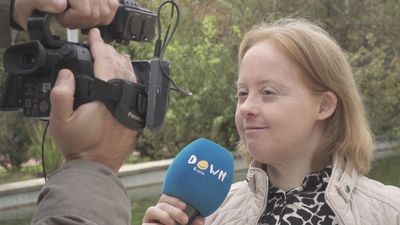 Cristina Domínguez, actriz, poeta y 'Reportera cañera' para Down España