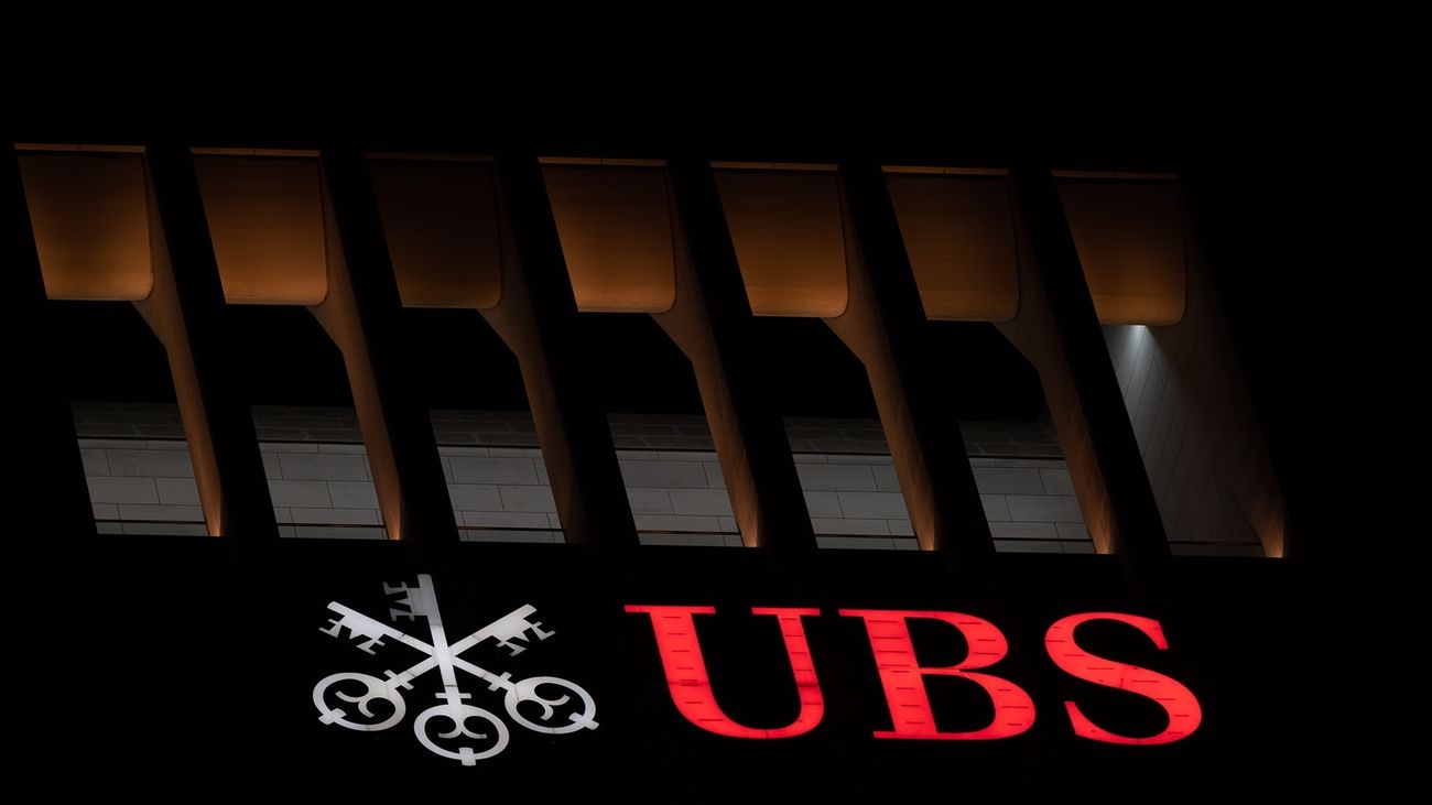 UBS compra Credit Suisse por más de 2.000 millones de dólares