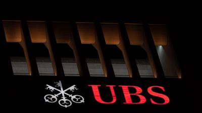UBS compra Credit Suisse por más de 2.000 millones de dólares