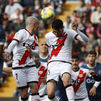 El Rayo Vallecano desperdicia dos penaltis y no pasa del empate 2-2 ante el Girona