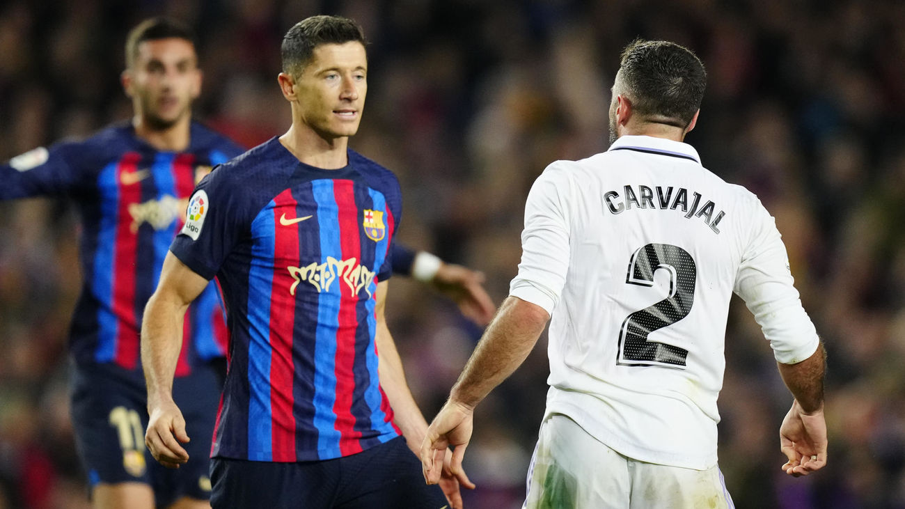 Carvajal y el VAR: "El fuera de juego semiautomático es más objetivo y fiable"