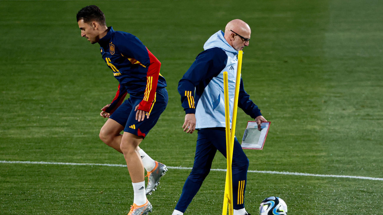 Ceballos: "Me gustaría ser un referente en esta Selección"