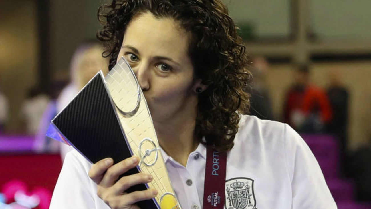 Claudia Pons, tricampeona de Europa de fútbol sala: "La clave es que somos una familia"