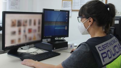 Nuevo ciberdelito: usan inteligencia artificial para crear vídeos pornográficos no consentidos