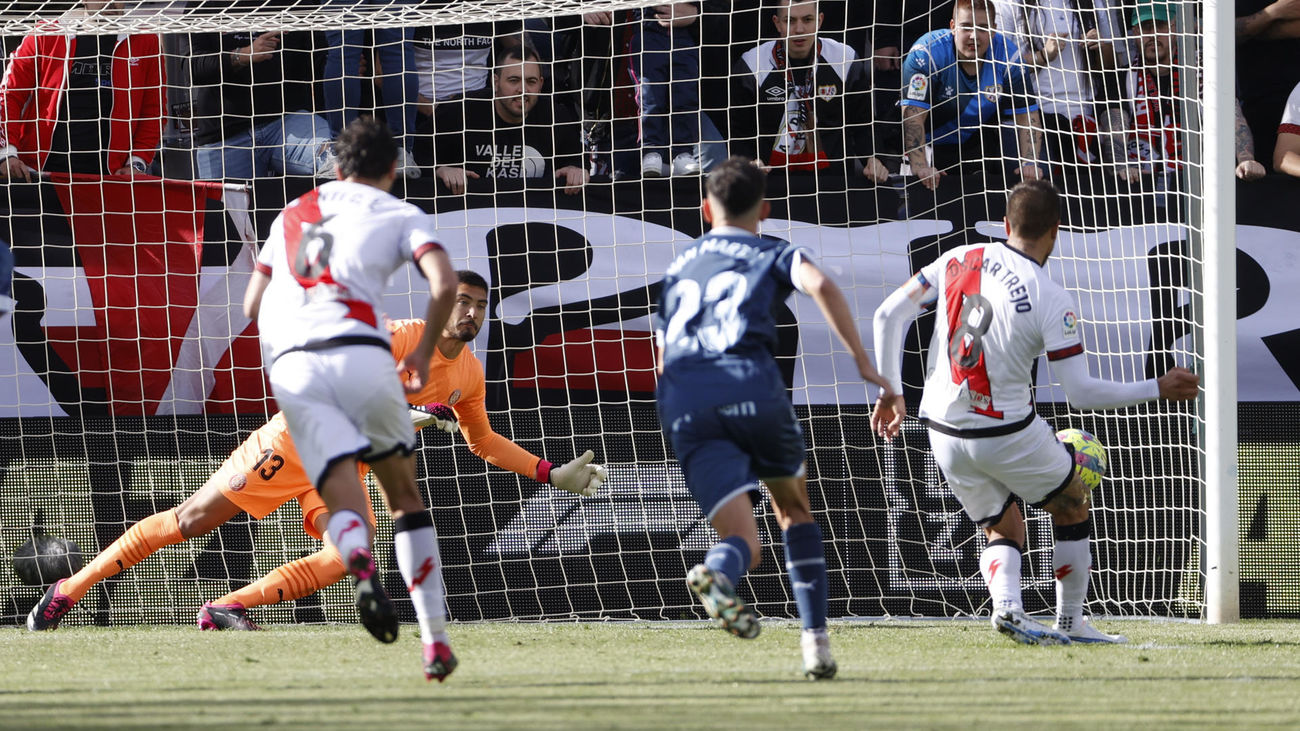 Trejo falla un penalti ante el Girona