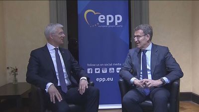 Feijóo califica la moción censura de "esperpento político"