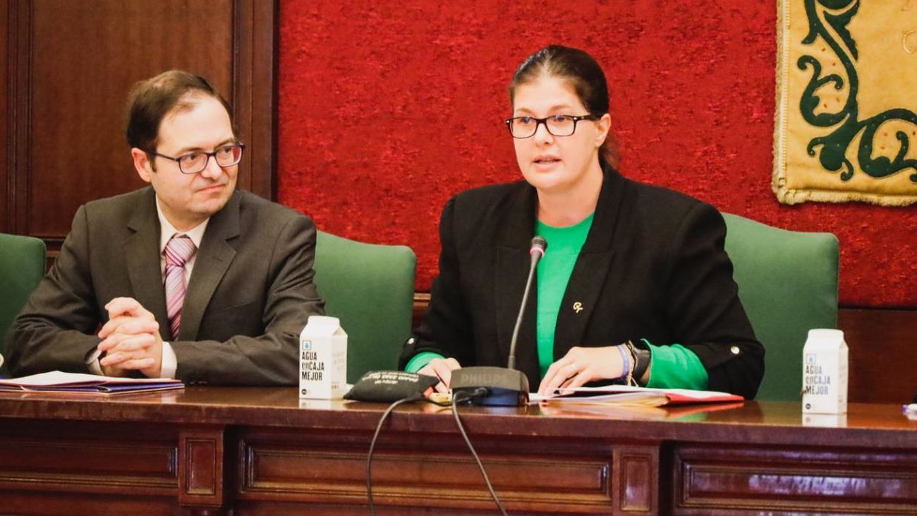 El Pleno de Móstoles no aprueba la dimisión de la alcaldesa, Noelia Posse