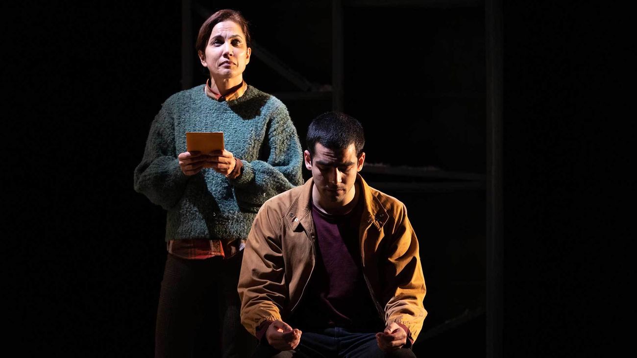 Llega al Teatro Pavón 'El sonido oculto', un thriller psicológico protagonizado por Toni Acosta y Omar Ayuso