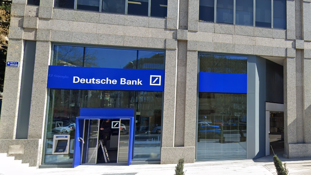 Oficina de Deutsche Bank en el Paseo de la Castellana de Madrid