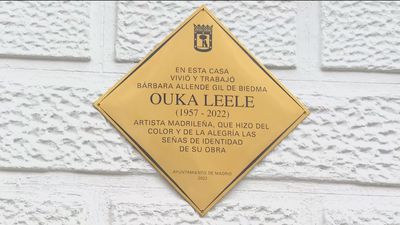 Ouka Leele cuenta ya con su placa homenaje en Chamberí