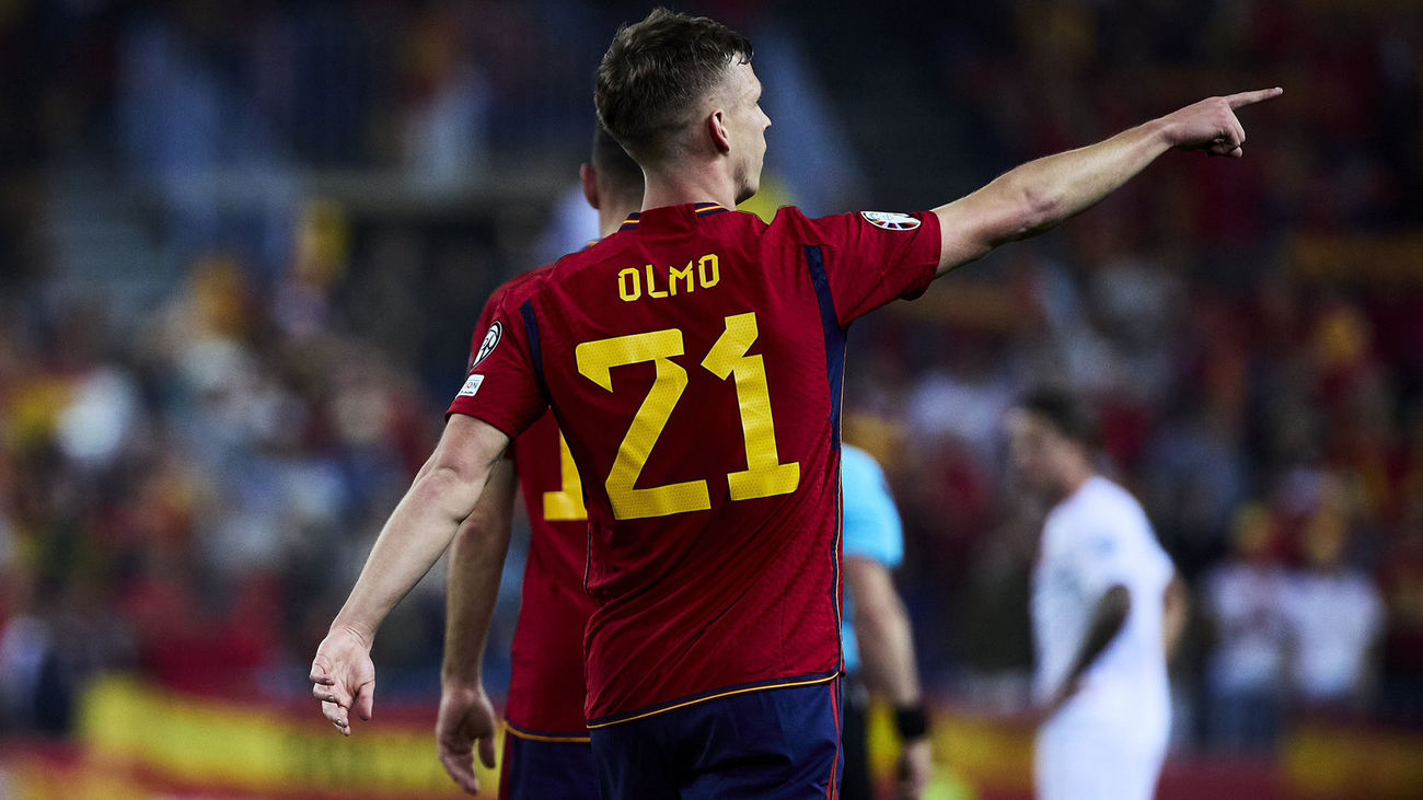 Dani Olmo: "De la Fuente es un entrenador directo y tiene las cosas claras"