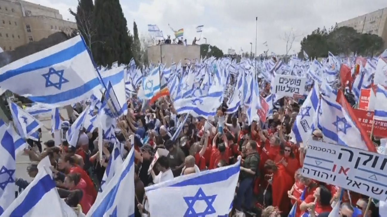 Más de 100.000 israelíes protestan frente a la Knéset contra la reforma judicial de Netanyahu