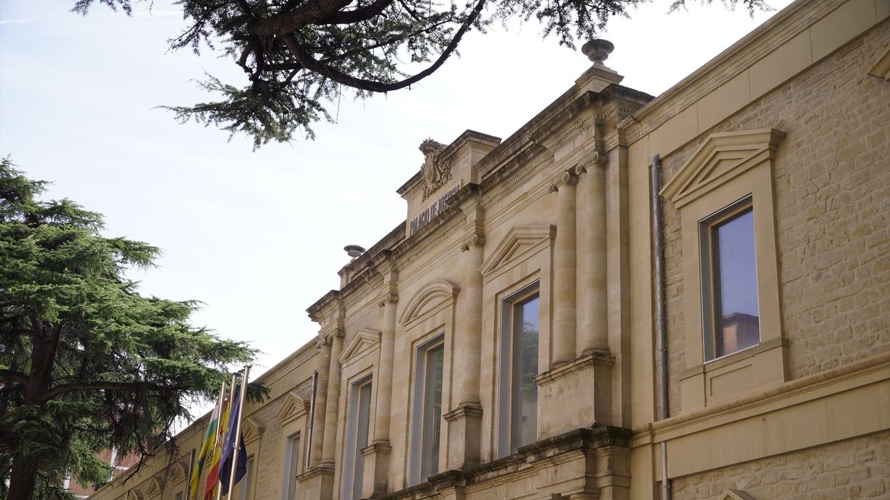 Un psiquiatra califica al acusado del crimen de Lardero de persona "fría" que "sabe lo que hace"