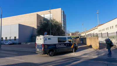 Seis presos se acogen a la ley trans en Asturias para poder cambiarse al módulo de mujeres