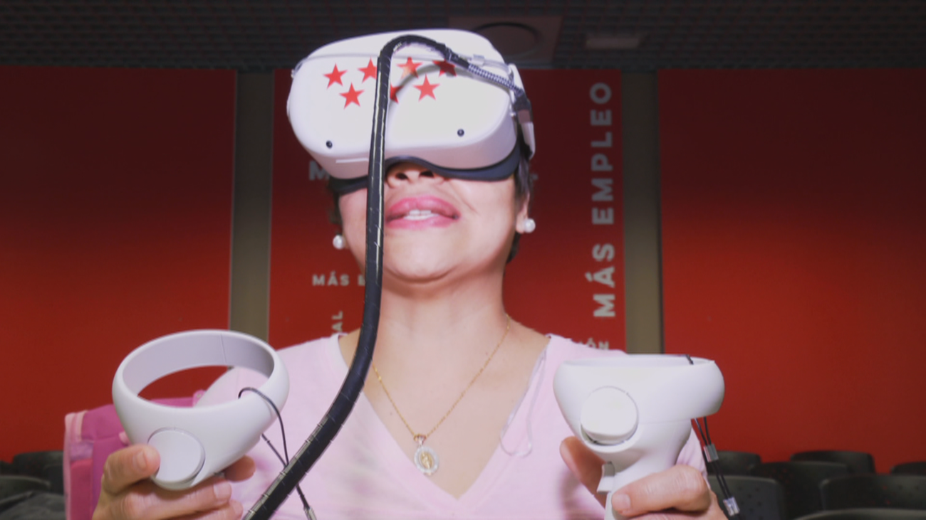 Aula inmersiva de empleo y entrevistadores virtuales en Villa de Vallecas