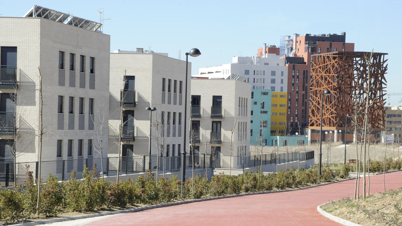 Vecinos de Móstoles Sur exigen "más dotaciones y equipamientos" en el barrio