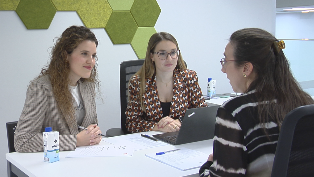 Así debemos prepararnos para las entrevistas exprés de la Comunidad de Madrid