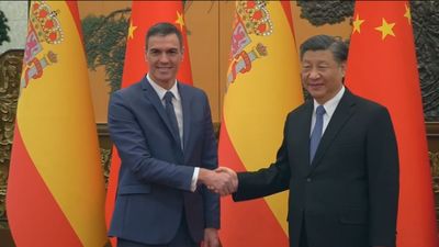 Sánchez se marcha de China reafirmado en su posición sobre Ucrania y reclamando a Xi que hable con Zelenski
