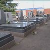 Robo en el cementerio de Carabanchel: se llevan cruces y decoración de 74 tumbas
