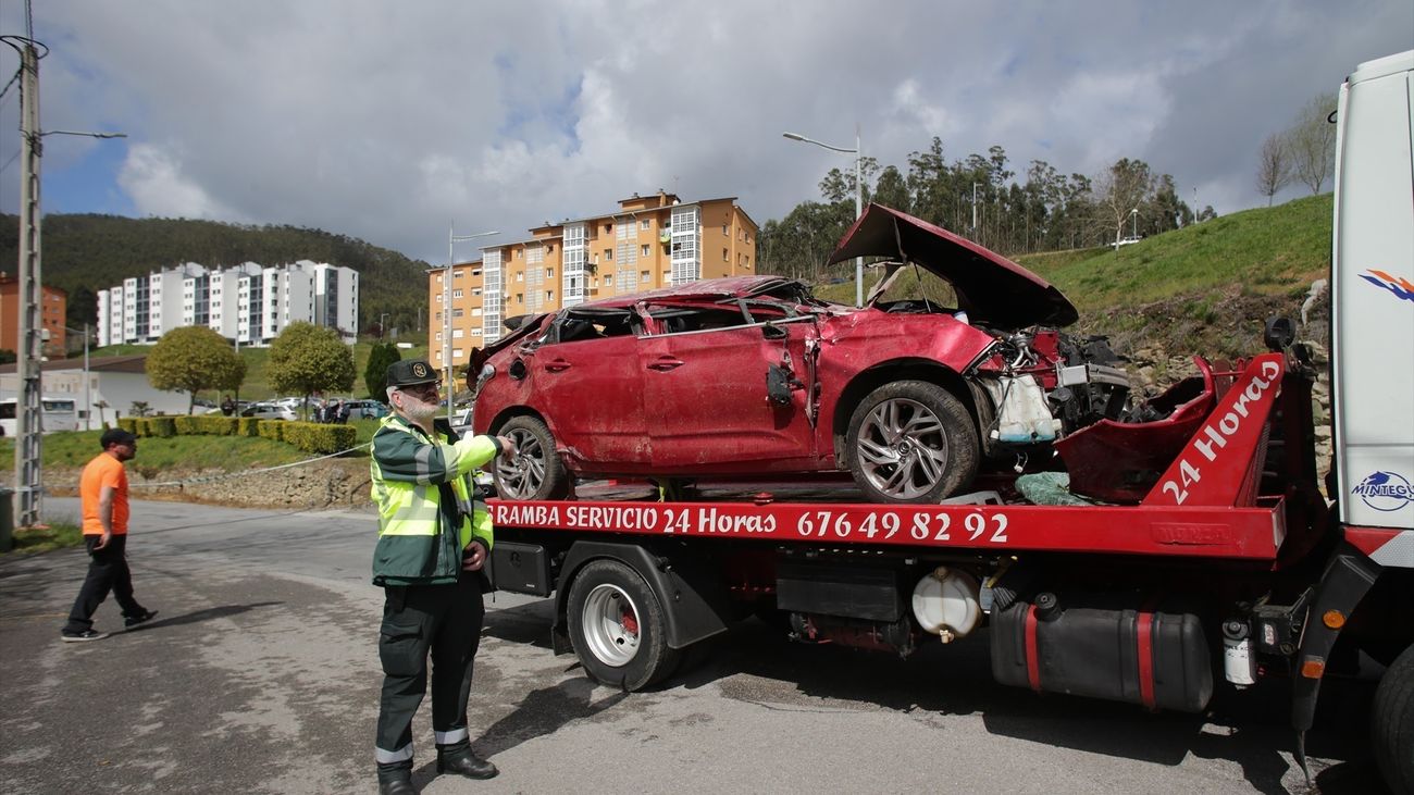 Cuatro jóvenes mueren en un accidente de coche en Xove, Lugo