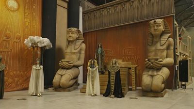 'Colón Fábrica', el lugar donde se conservan los decorados y vestuarios del Teatro Colón