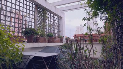 Una casa con vistas de ensueño y una sorpresa oculta: descubre el hogar de un ingeniero en Argüelles