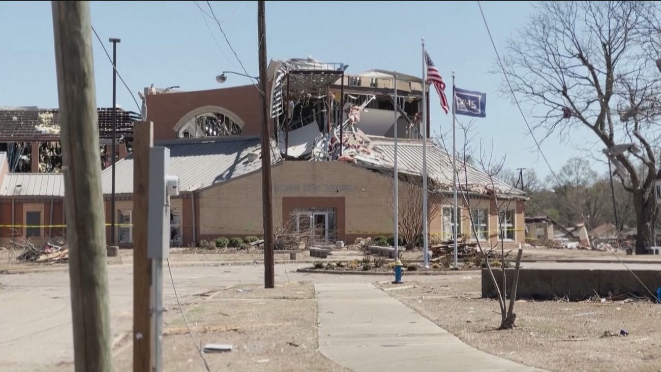 Los efectos devastadores de la ola de tornados en EEUU