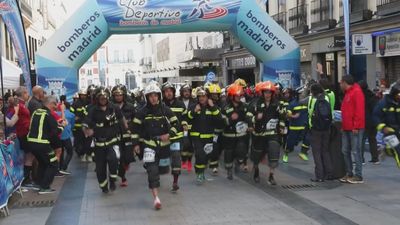 Los bomberos corren en Madrid