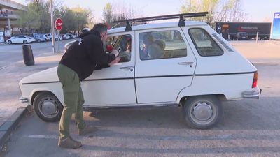 "En este coche se hacía de todo, como en el Simca 1000"... pasar la Semana Santa en un Renault 6