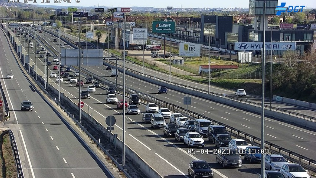 Circulación densa a media tarde en el segundo éxodo de Semana Santa