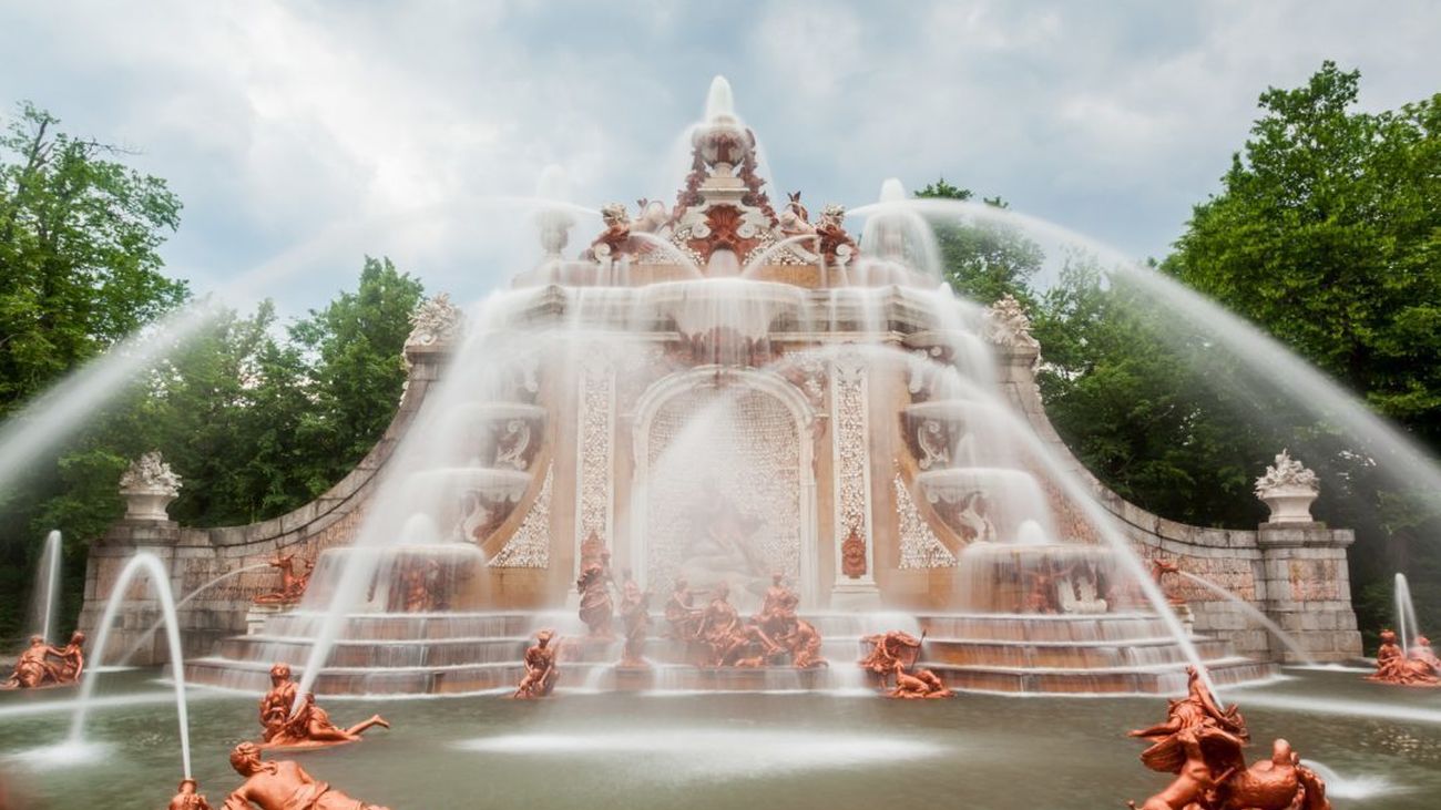 Las fuentes de la Granja de San Ildefonso se encienden este Jueves Santo