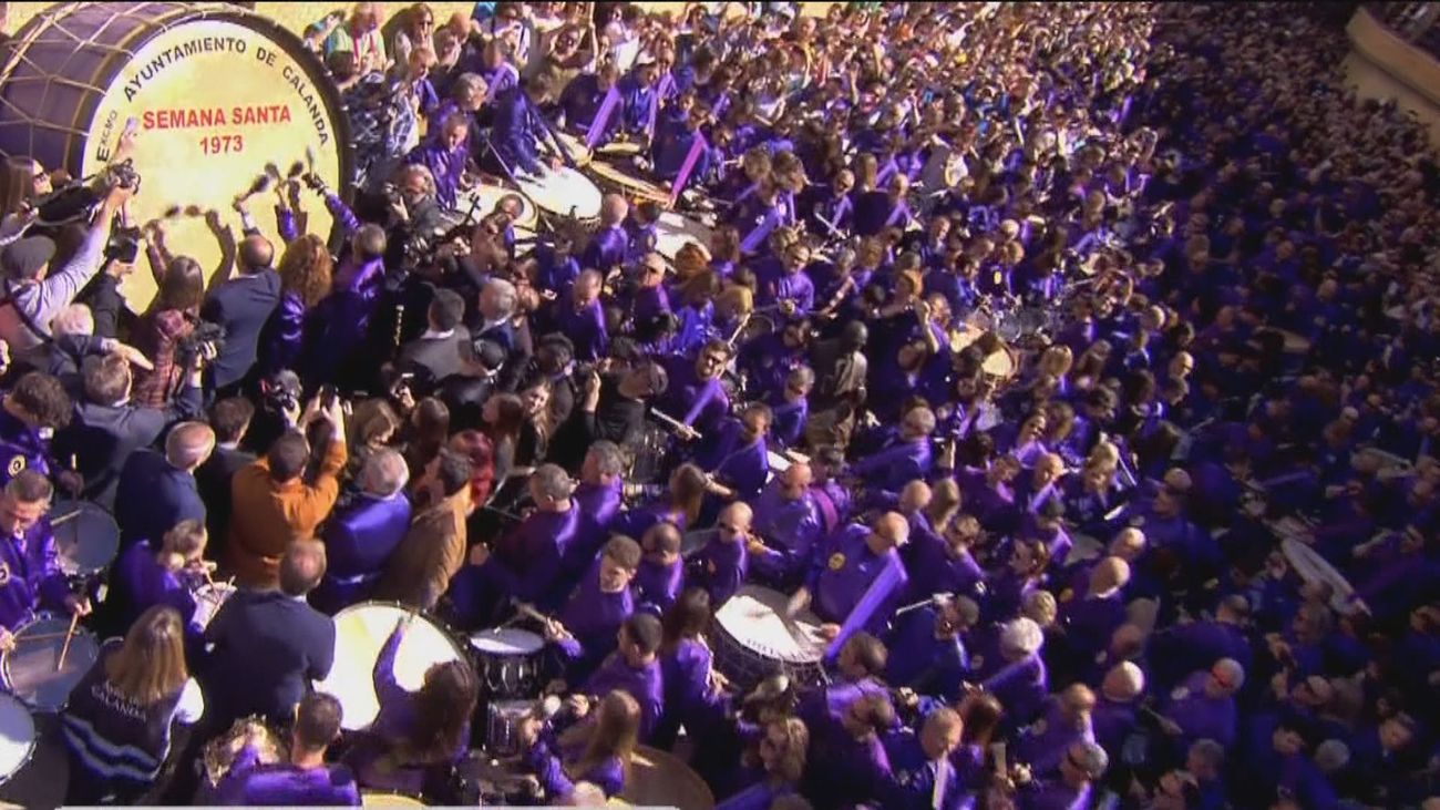 La pasión resuena en Calanda con la “rompida” de la hora