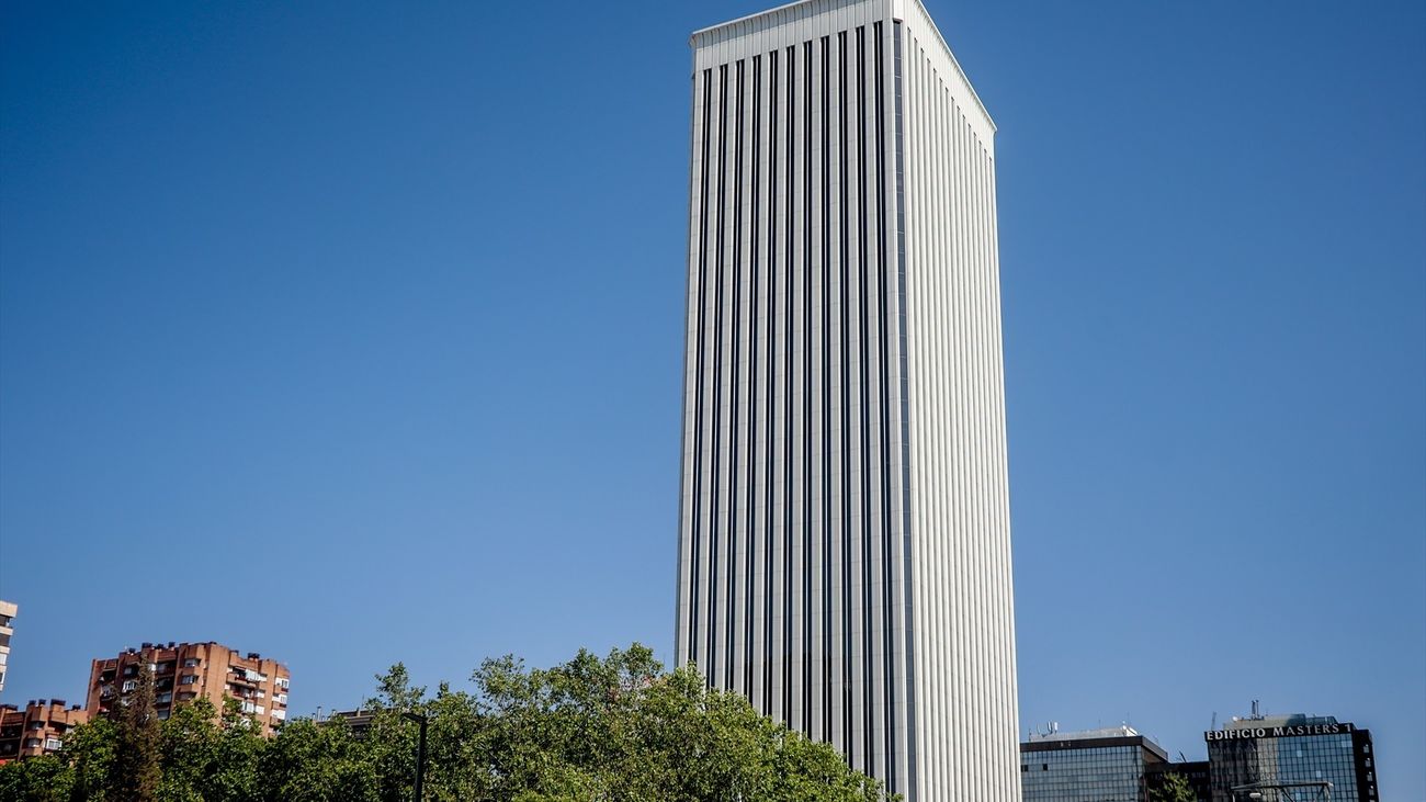 La Torre Picasso, el Edificio Castelar y la Iglesia de Nuestra Sra. de la Merced se incluyen en el catálogo de edificios protegidos